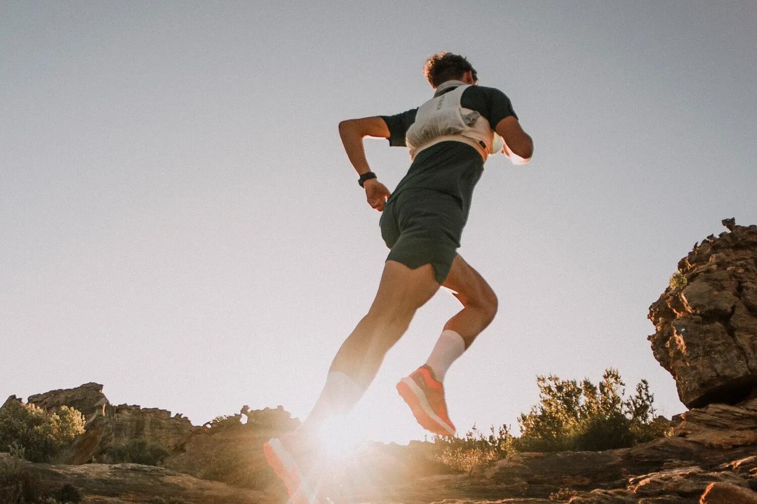 トレイルランニングの魅力や始め方は?そろえておくべき装備もご紹介