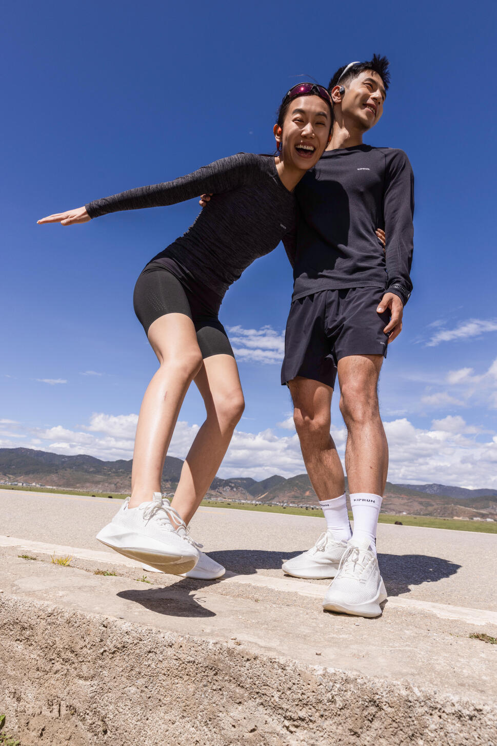 KIPRUN (キプラン) ランニング レディース 長袖Tシャツ Run 500