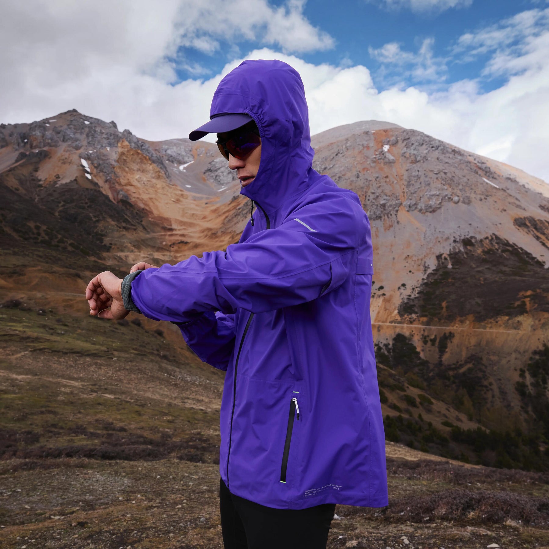 KIPRUN (キプラン) ランニング メンズ 透湿性防水ジャケット RUN 900