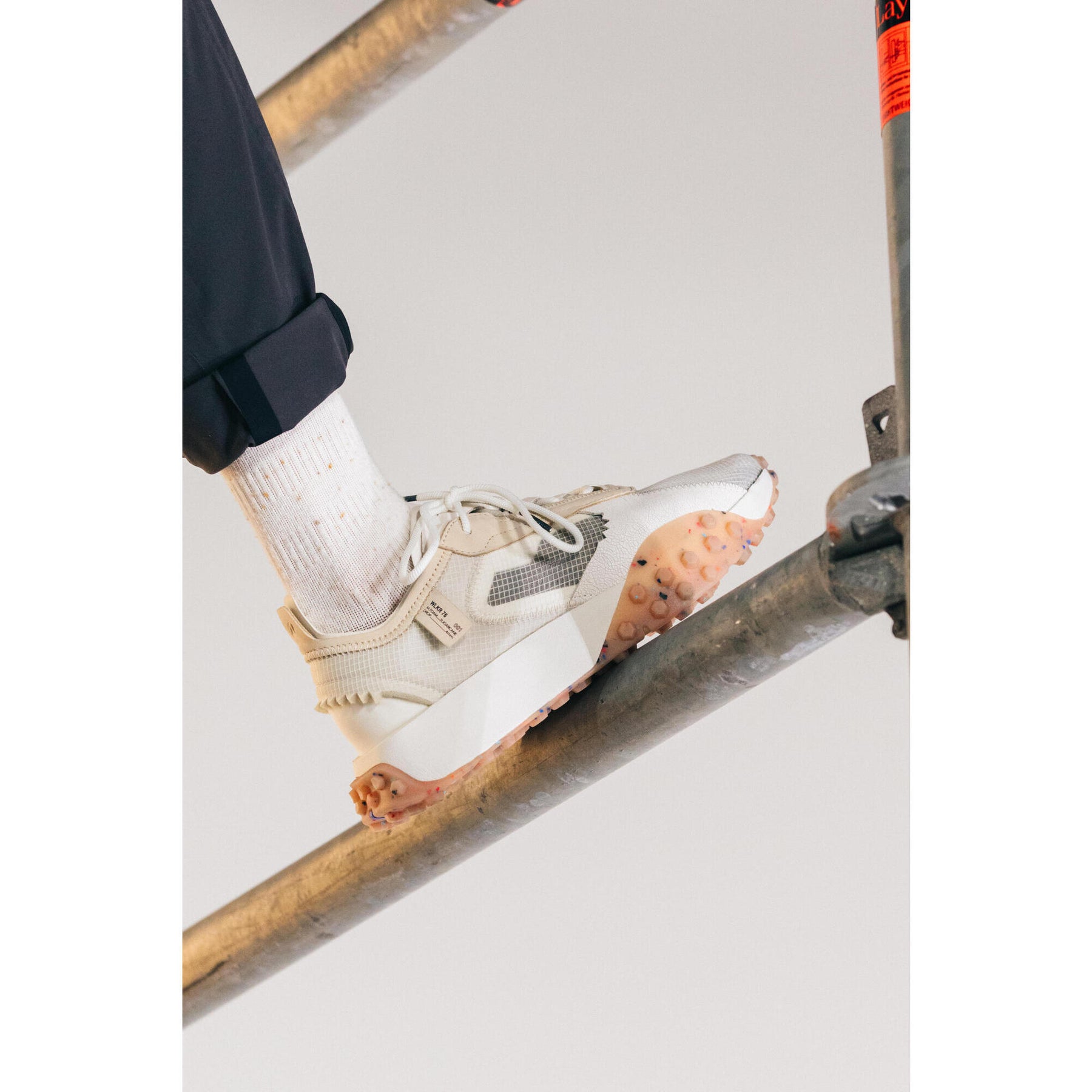 DECATHLON(デカトロン)ユニセックス トレーニングシューズ WALKER 76