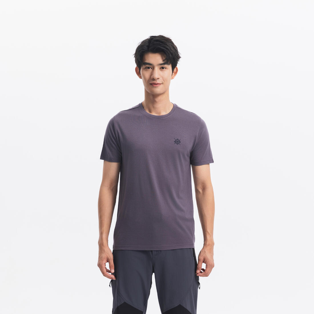 FORCLAZ (フォルクラ) 登山・トレッキング メリノウール 入り Tシャツ 半袖 防臭 TRAVEL 50 - メンズ