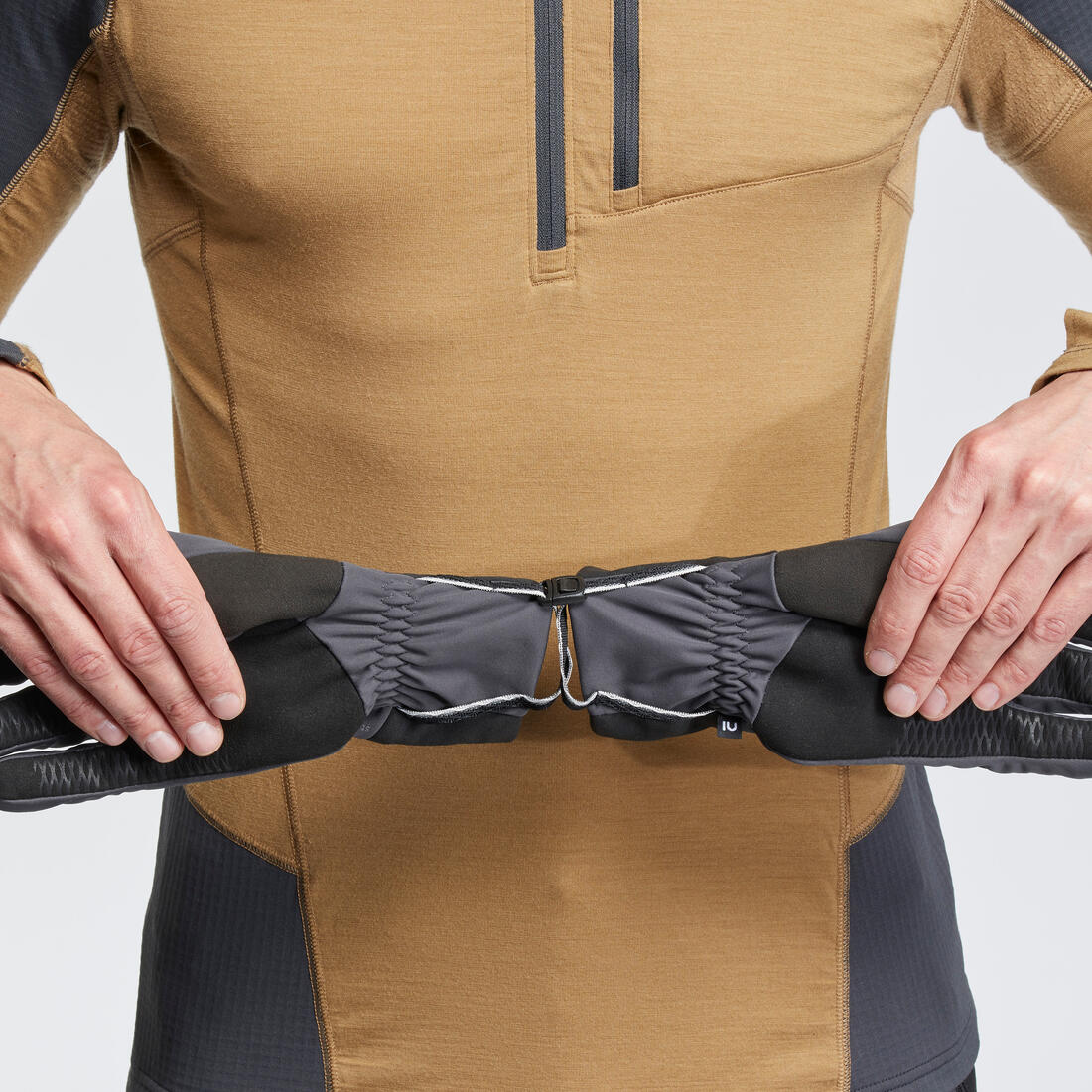 FORCLAZ (フォルクラ) 登山・トレッキング 大人用 グローブ 防風 タッチスクリーン対応 MT900