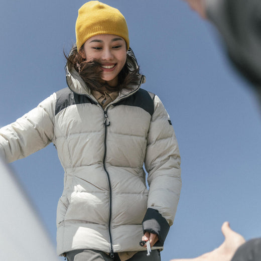 FORCLAZ(フォルクラ)登山・トレッキング レディース ダウンジャケット CN22 TREK 900