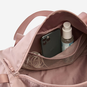 DECATHLON (デカトロン) スポーツ バッグ ストラップ・シューズ用ポケット付 20L