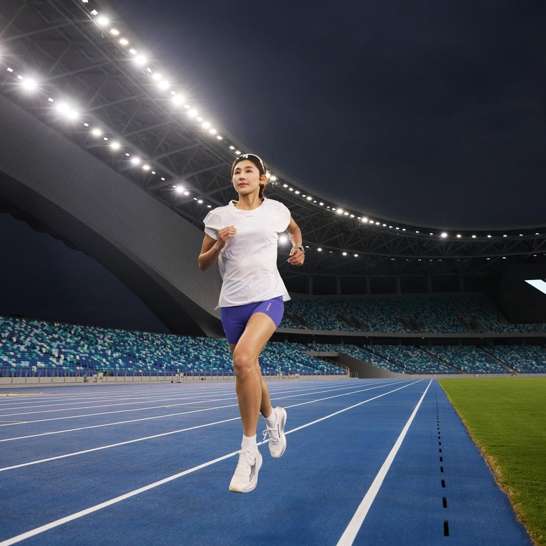 KIPRUN (キプラン) ランニング レディース ショートパンツ Run 900