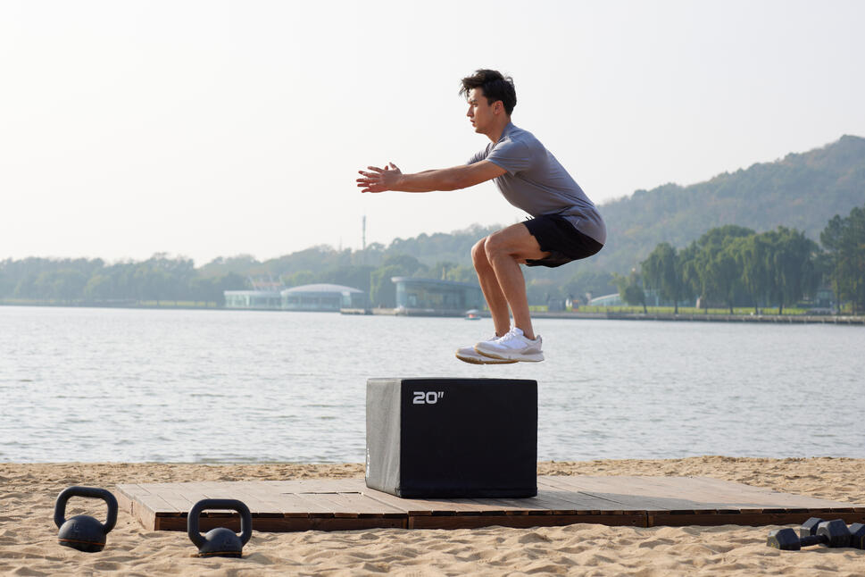 DOMYOS(ドミオス) フィットネス ショートパンツ ファスナーポケット付き メンズ