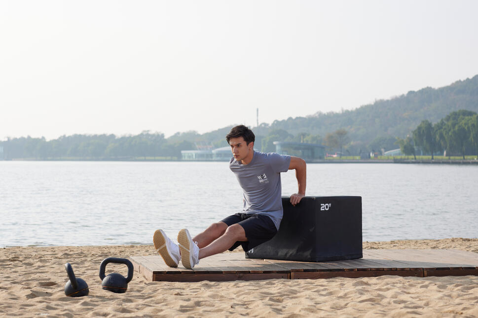 DOMYOS(ドミオス) フィットネス ショートパンツ ファスナーポケット付き メンズ