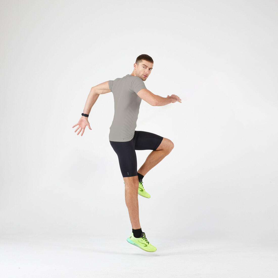 KIPRUN(キプラン) ランニング Tシャツ SKINCARE メンズ