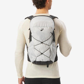 QUECHUA (ケシュア) 登山・ハイキング バックパック 軽量 MH500 15L