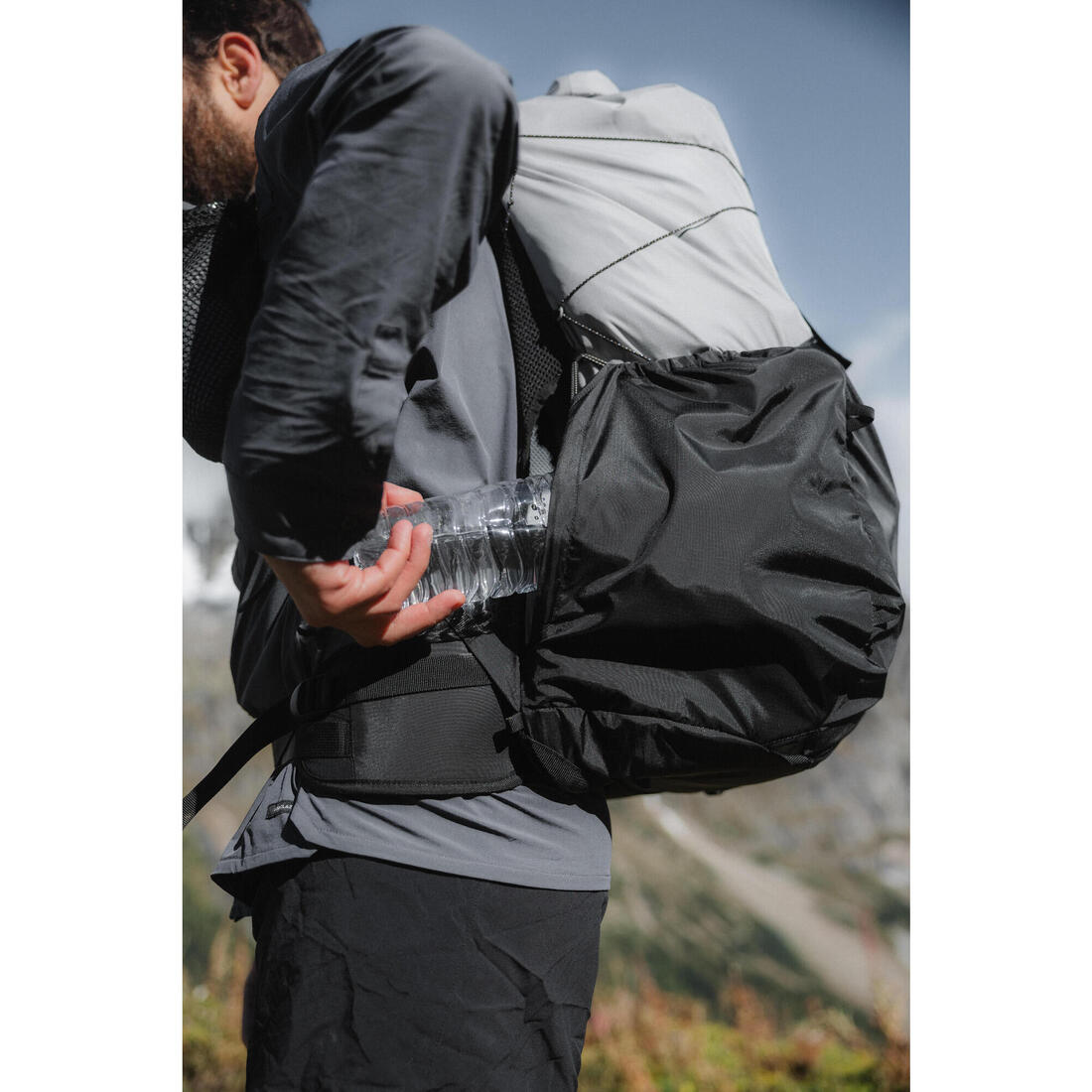 SIMOND (シモン) 超軽量50Lトレッキングバックパック MT900 UL