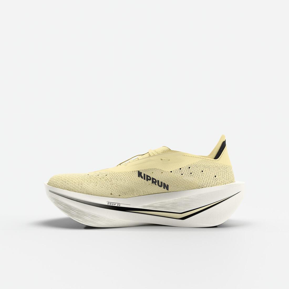 KIPRUN（キプラン）ランニングシューズ メンズ カーボンプレート搭載 Kipstorm Elite