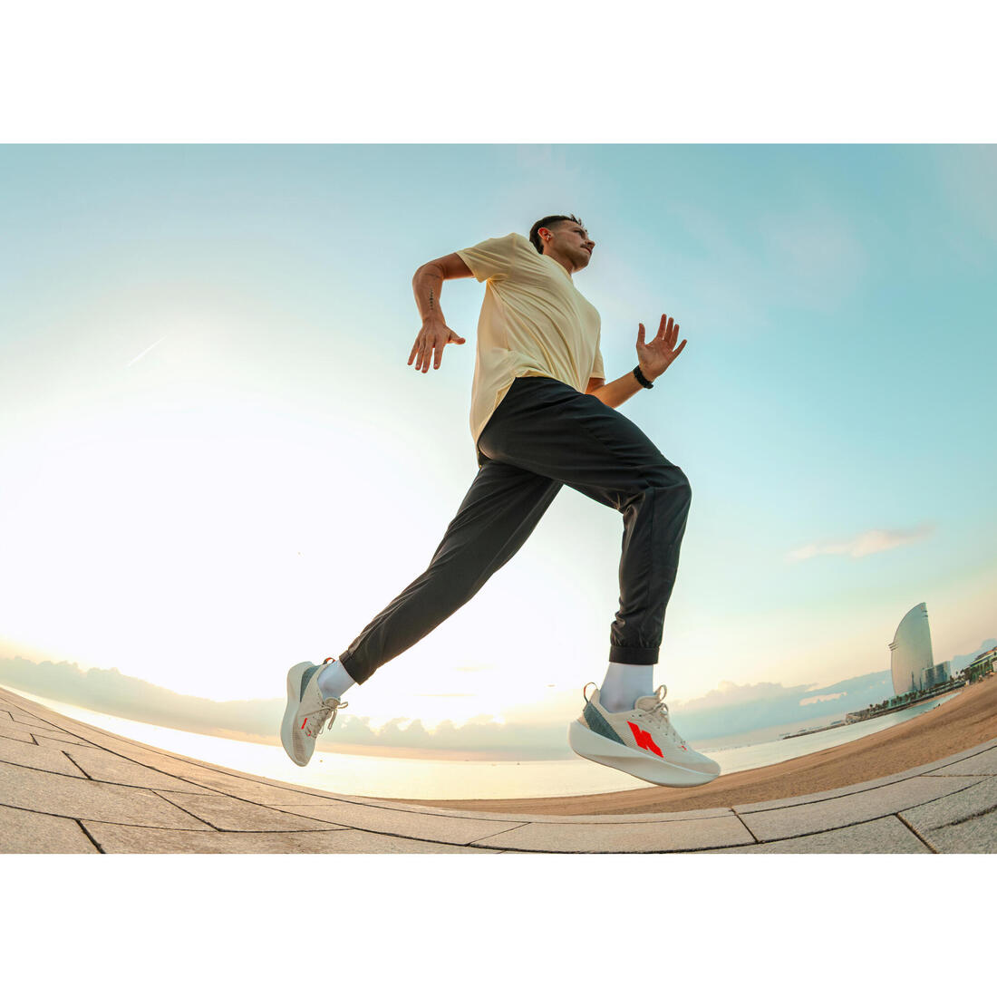 KIPRUN (キプラン) ランニング メンズ シューズ Kipnext