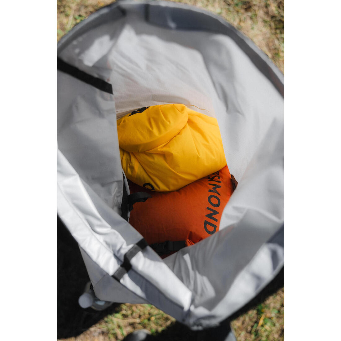 SIMOND (シモン) 超軽量50Lトレッキングバックパック MT900 UL