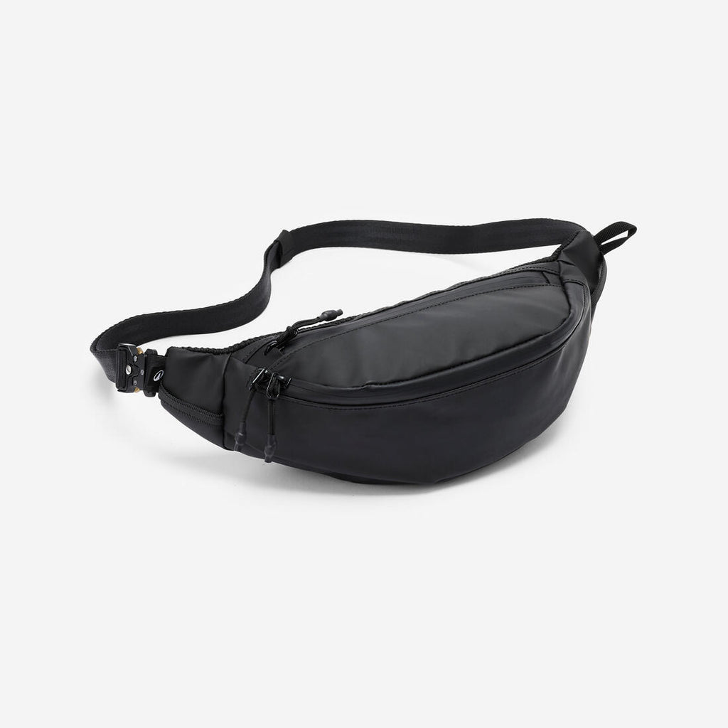 FORCLAZ（フォルクラ）トラベル ウエストバッグ PU製 2L