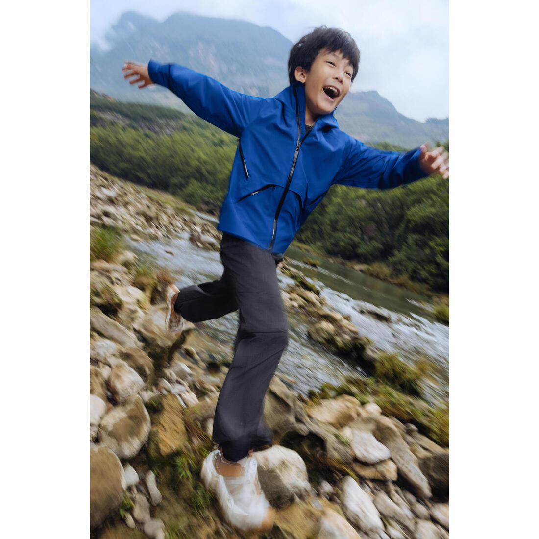 QUECHUA (ケシュア) 登山・ハイキング キッズ ハイキングジャケット MH900 7～15歳 軽量 防水