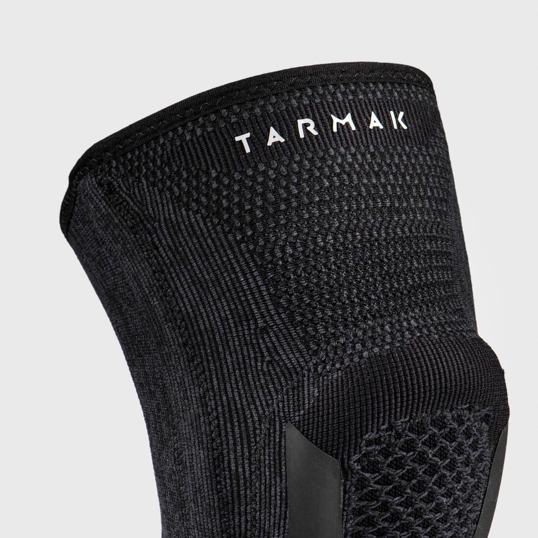 TARMAK(ターマック) バスケットボール 膝および膝蓋骨サポート Strong100 左右対応 1枚入 大人用